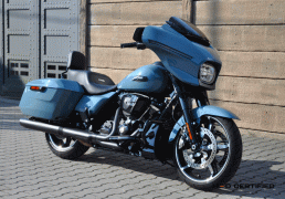 Street Glide FLHX